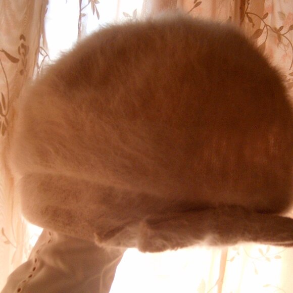 Nathan Baume Wool and Boucle Silk Leather Gloves Kangol Hat and Mink Brooch Lot - Picture 4 of 16